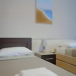 Deja Vu Hotel