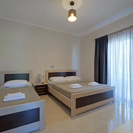 Deja Vu Hotel Ksamil
