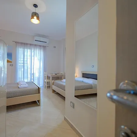 Deja Vu Hotel