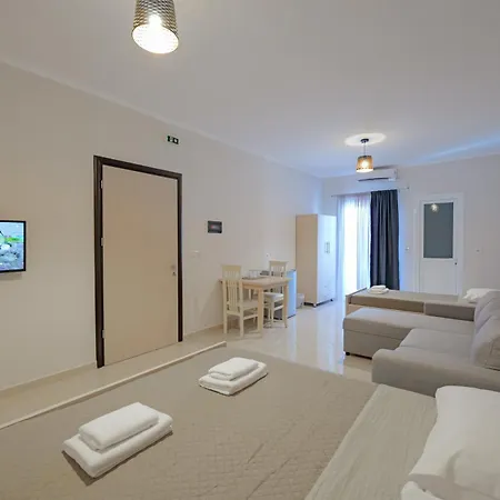 Deja Vu Hotel *