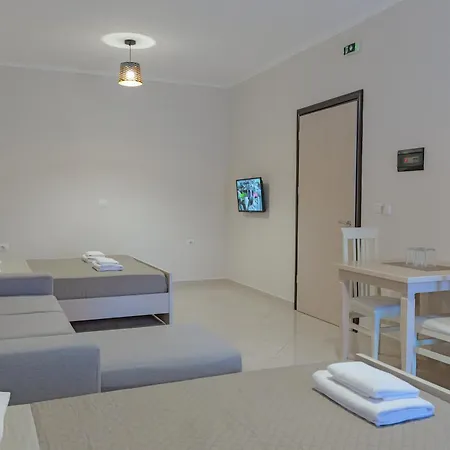 Deja Vu Hotel Ksamil