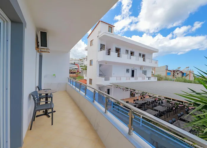 Deja Vu Hotel Ksamil